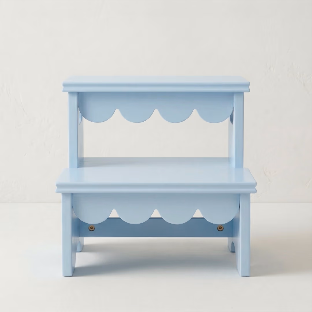 Aroha Maison Enfants Luma Little Steps Stool — Powder Blue Cloud Edition